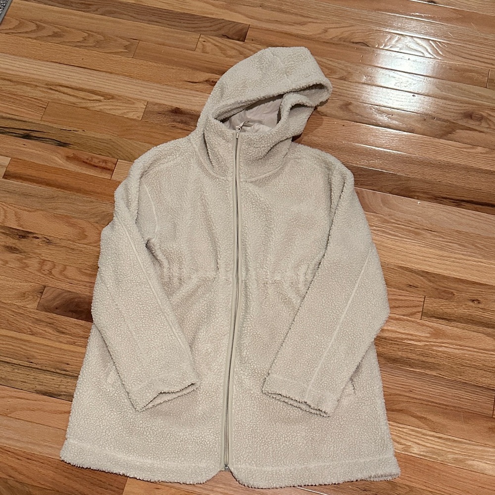 H&M Maternity Sherpa EUC